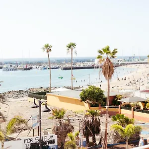 Ocean Nomads Coworking Hostel